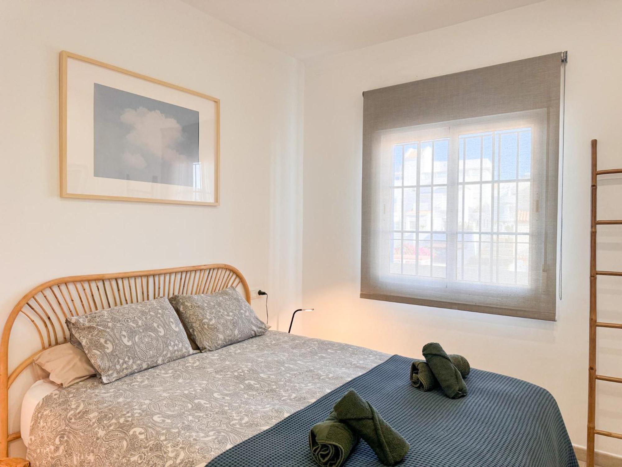 Tarifa Cozy House - Beach Front, Pool, Parking Экстерьер фото